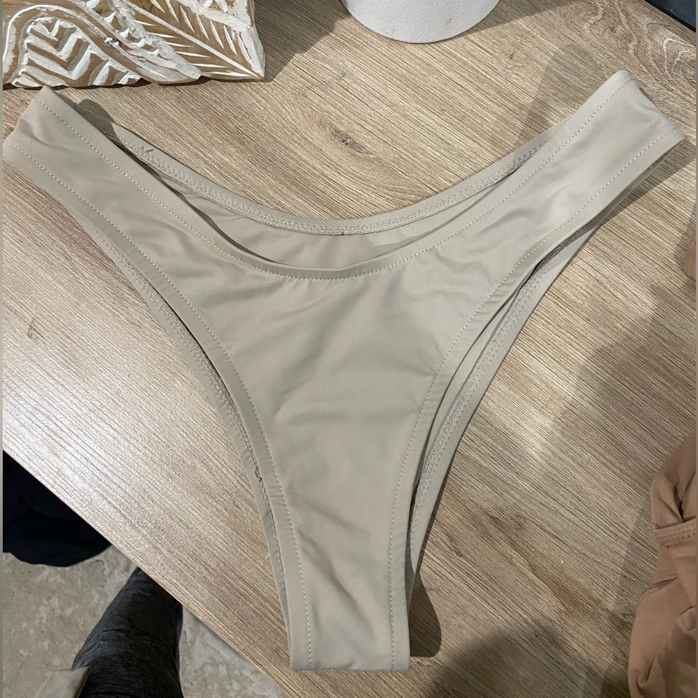 Tan + Lines Bikini View 5